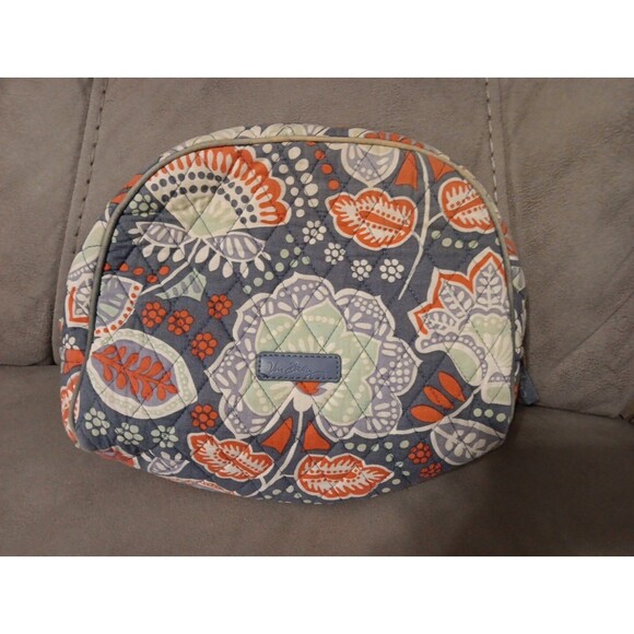 Vera Bradley Small Cosmetic Bag Gently Used Clean Plastic Interior - Picture 1 of 3